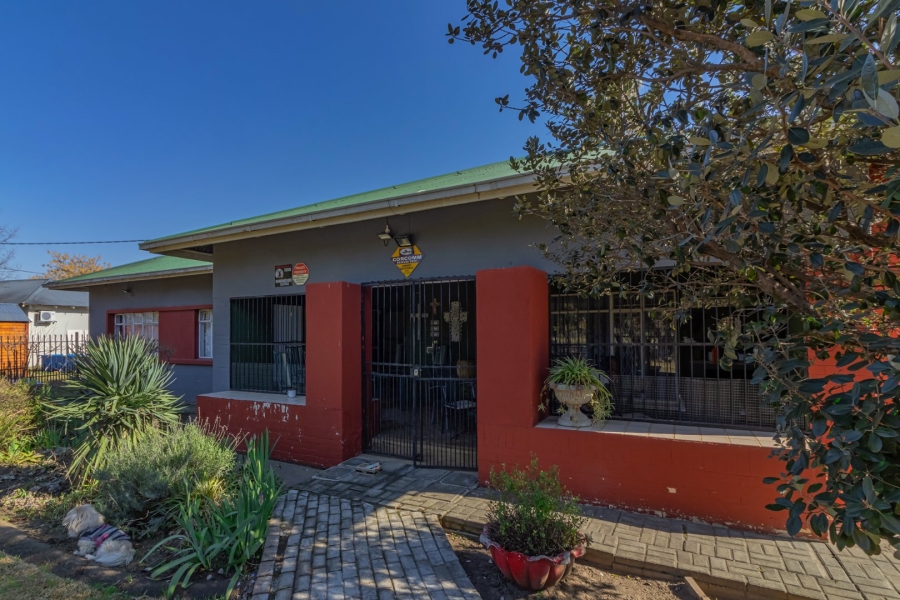 4 Bedroom Property for Sale in Suidrand Free State